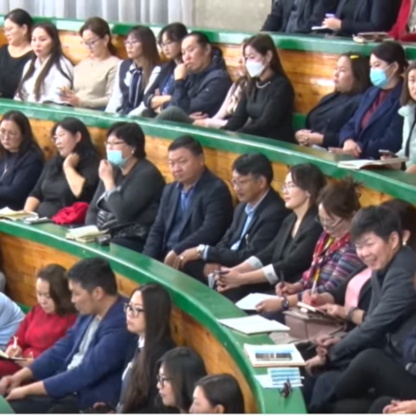 Төрийн байгууллагуудын удирдлага, нягтлан бодогчдод сургалт хийлээ.