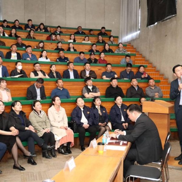 “Нийтийн мэдээллийн ил тод байдлын тухай хууль”-ийн сургалтад хамрагдлаа.