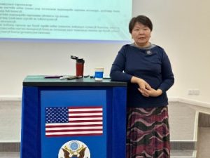 Read more about the article “ТӨРИЙН БАЙГУУЛЛАГЫН ШИЙДВЭР:ХУУЛЬ ХЭРЭГЛЭЭ” СЭДЭВТ СУРГАЛТАД ХАМРАГДЛАА.