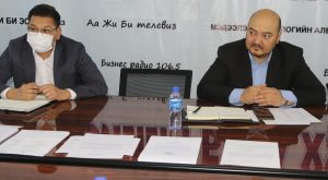 Read more about the article ДАРХАН-УУЛ АЙМАГ ДАХЬ ТӨРИЙН АЛБАНЫ ЗӨВЛӨЛИЙН САЛБАР ЗӨВЛӨЛИЙН ХУРАЛДААНААР 2 АСУУДАЛ ХЭЛЭЛЦҮҮЛЛЭЭ.