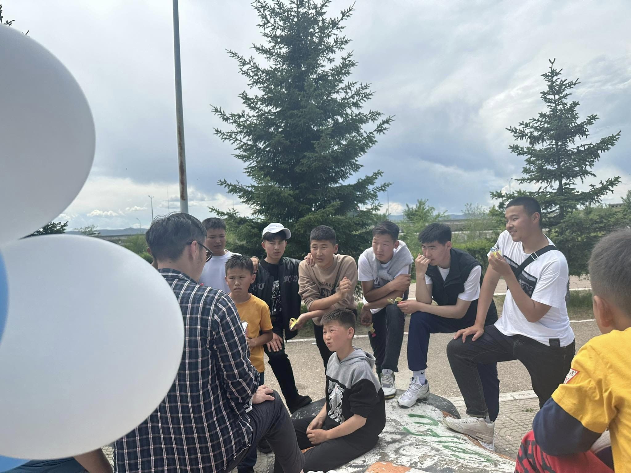 You are currently viewing ХҮҮХДҮҮДИЙН ДУНД ТЭМЦЭЭН ЗОХИОН БАЙГУУЛЛАА.