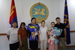 Read more about the article Тус албаны 2 албан хаагч тангараг өргөлөө.