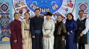 Read more about the article Сар шинийн золголт, уламжлалт наадгай, тоглоомын арга хэмжээг зохион байгууллаа.